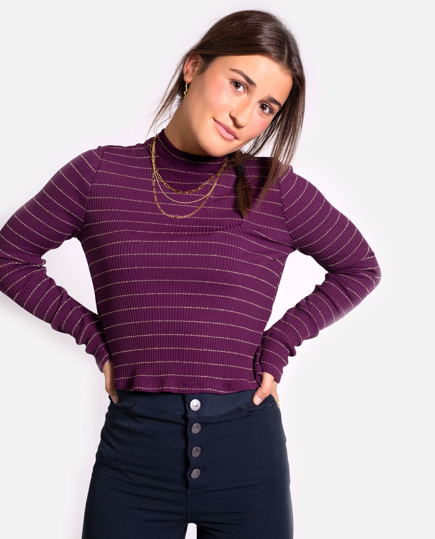 SUÉTER LOOK THE STARS | Suéter fino de mujer canalé a rayas cuello alto | Jerseys THE-ARE