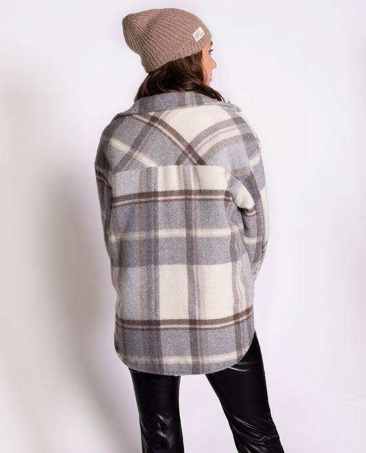 ABRIGO HOMETOWN | Abrigo sobre camisa mujer forrada borrego gris cuadros | THE-ARE