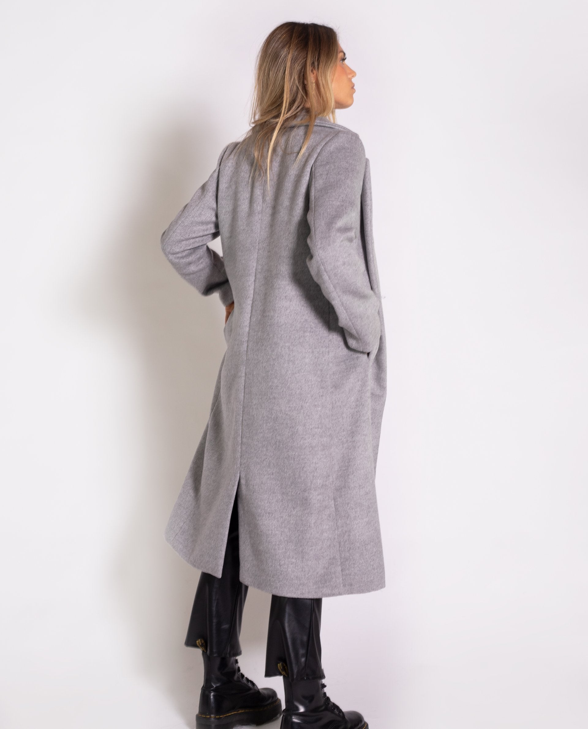 ABRIGO DREAM BIG | Abrigo maxi con solapa de mujer gris | Abrigos  THE-ARE