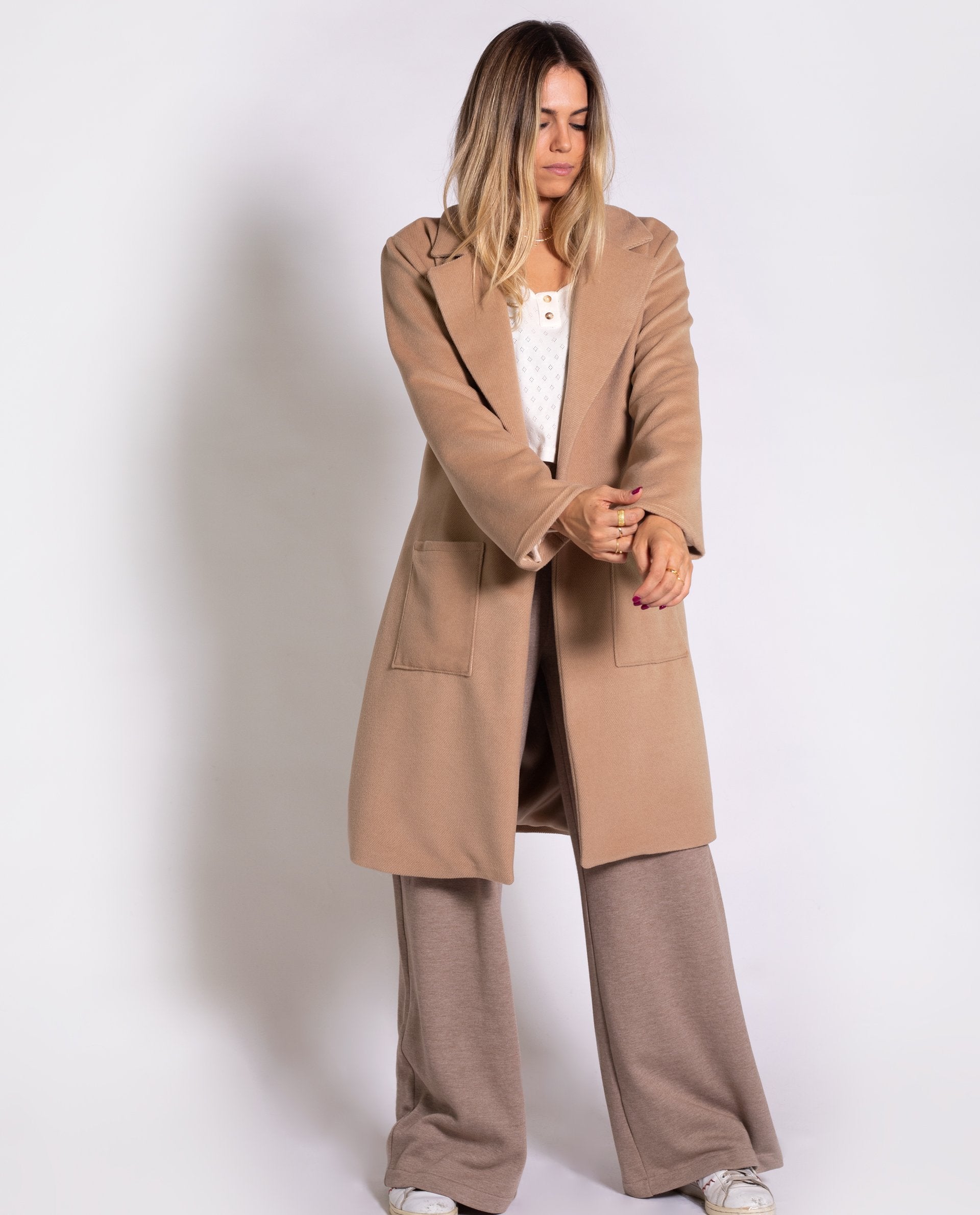 ABRIGO TRY MY LUCK | Abrigo largo trench camel de mujer | Chaquetas y abrigos THE-ARE