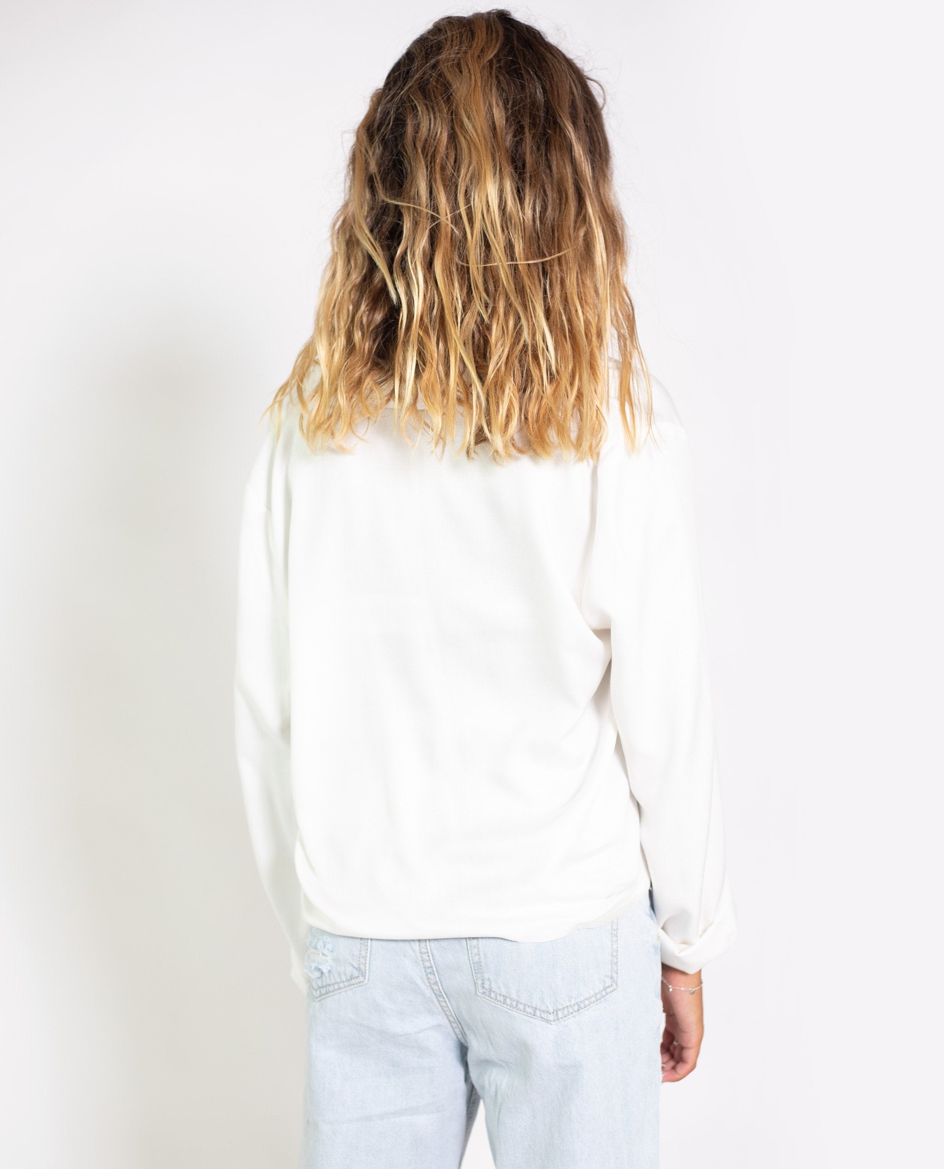 BLUSA NEW MOON | Camisa blanca de mujer tejido ligero con botones | Blusas THE-ARE