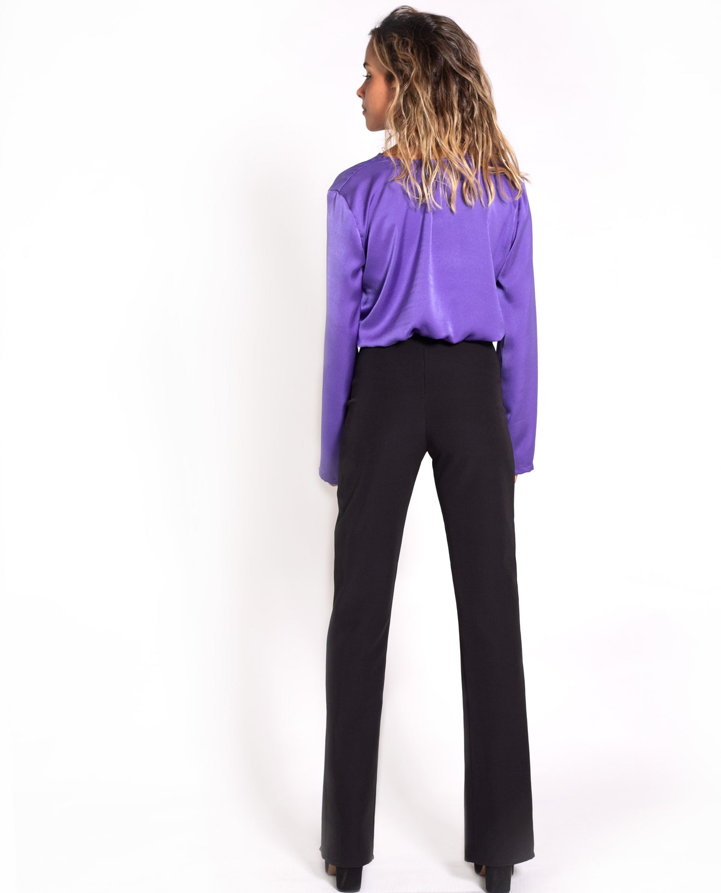 BLUSA LAST QUARTER | Camisa morada de mujer tejido ligero elegante | Blusas THE-ARE