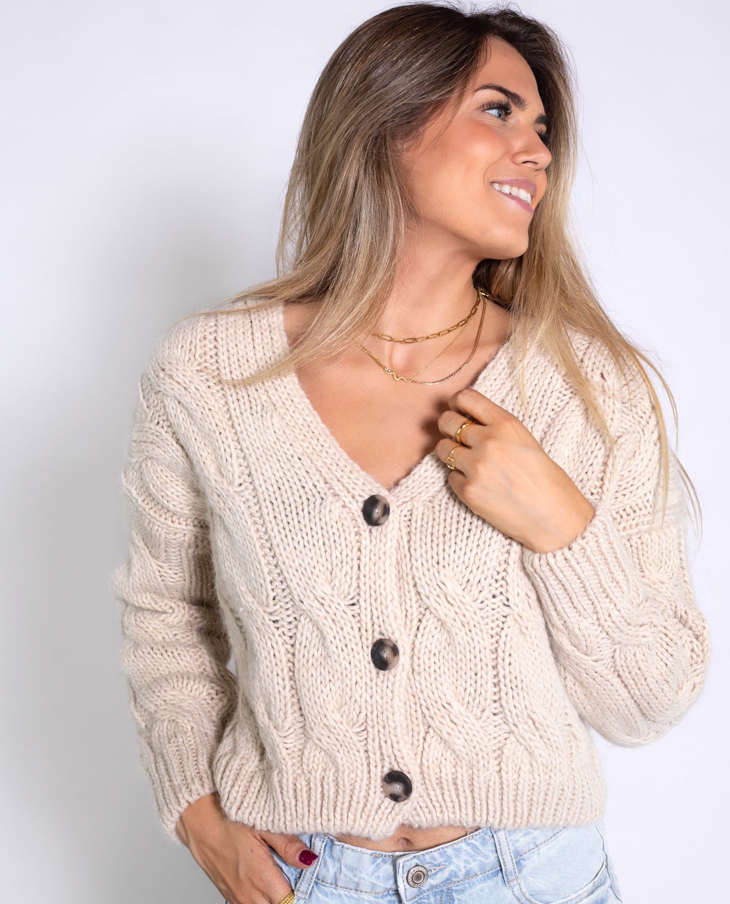 CARDIGAN SUNDAY CHILL BEIGE | Cardigan corto con botones mujer beige | Jerseys THE-ARE