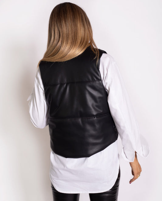 CHALECO HEADQUARTES | Chaleco efecto piel con relleno mujer | Chaquetas y abrigo THE-ARE