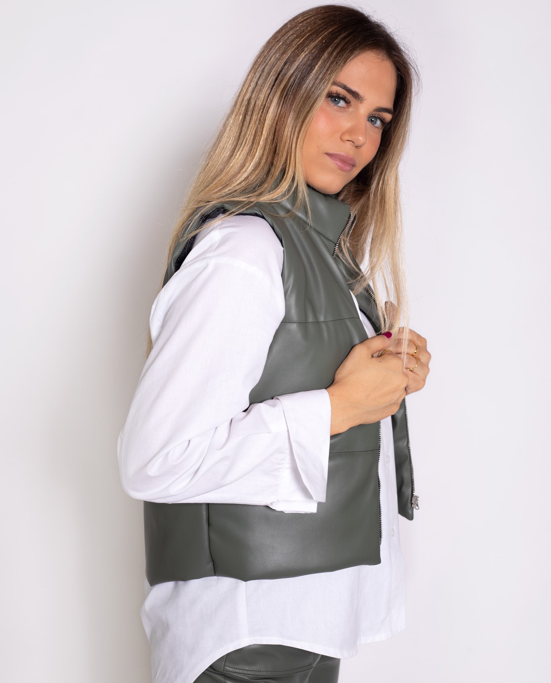 Chaleco efecto piel con relleno mujer | Chaquetas y abrigo THE-ARE