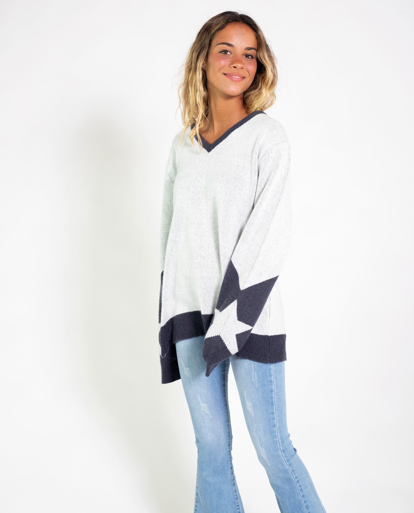 JERSEY SELF LUCK · BLANCO Y ANTRACITA