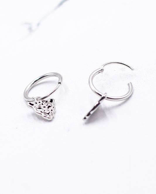 Pendientes aro plata 925 colgante tigre | Joyitas THE-ARE