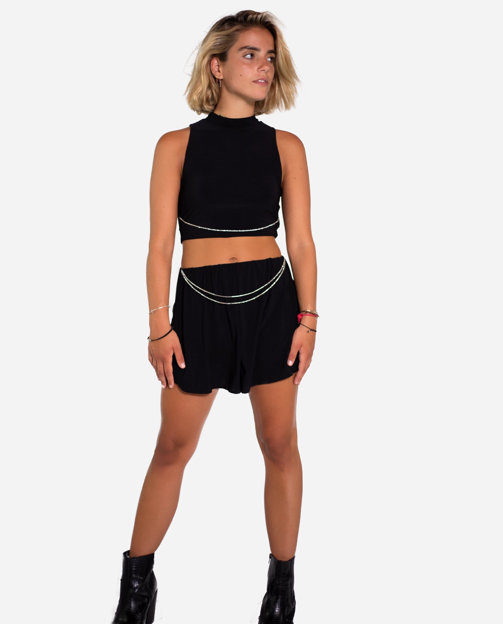 TOP NITE | Top halter negro cadena strass plateada | Tops de fiesta THE-ARE