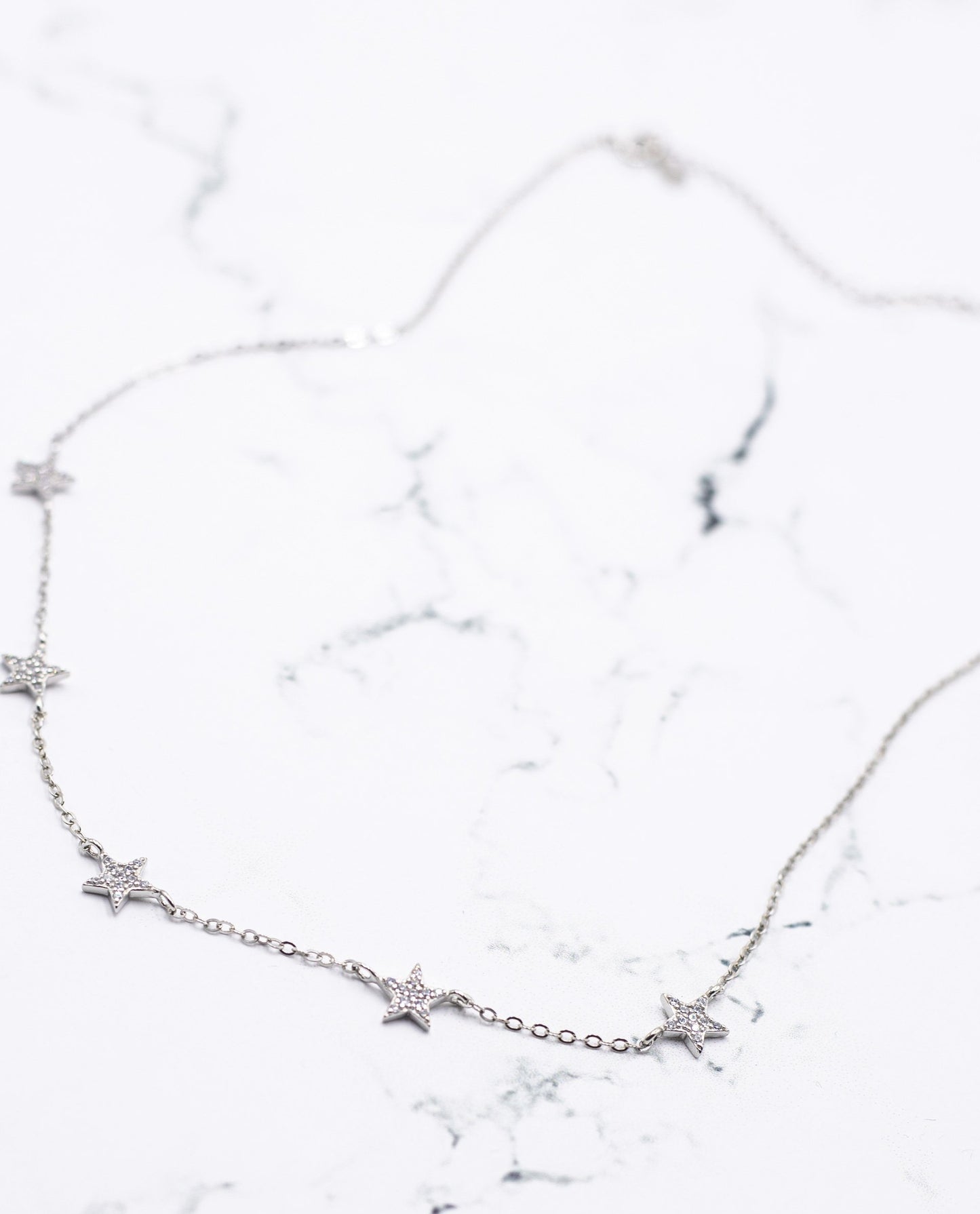 Cadena fina con minerales y estrellas plata | Joyitas THE-ARE