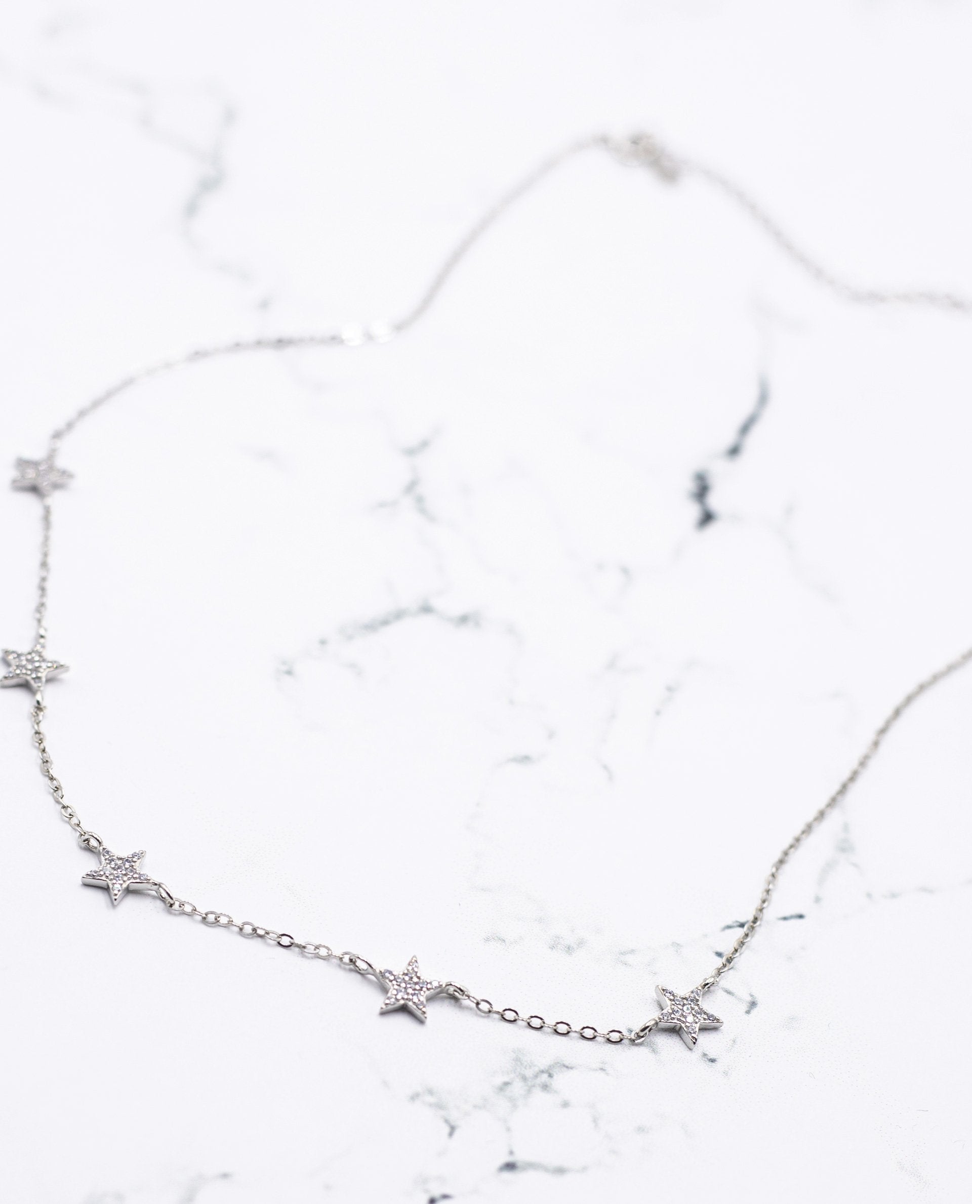 Cadena fina con minerales y estrellas plata | Joyitas THE-ARE