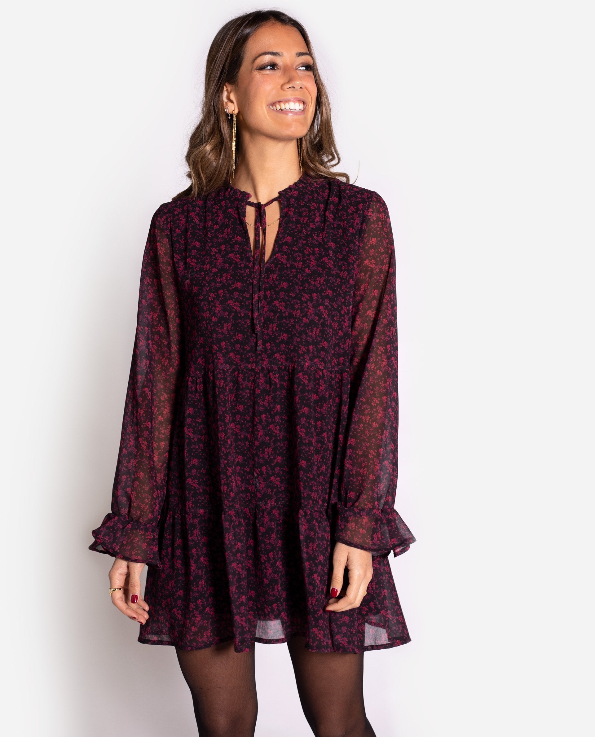 Vestido corto manga larga estampado flores baby doll | THE-ARE